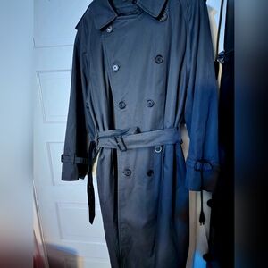 Vintage Men's Burberry Trench Coat with Detachable wool lining